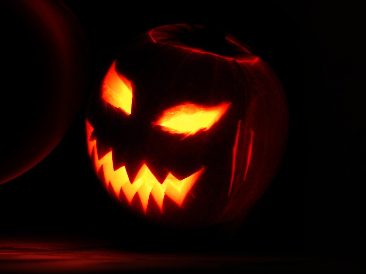 Halloween by SUJU 27/10